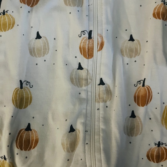Petit Lem Halloween jammies 3-6 months - Picture 5 of 5